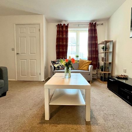 Amensa Stay Thamesmead  Ngoại thất bức ảnh