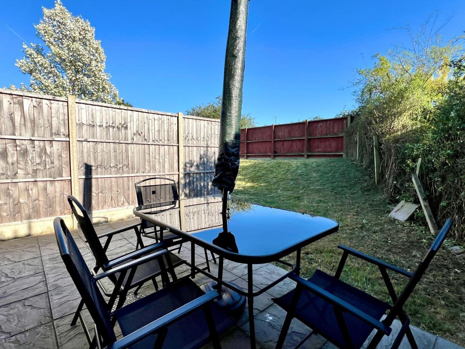 Amensa Stay Thamesmead  Ngoại thất bức ảnh