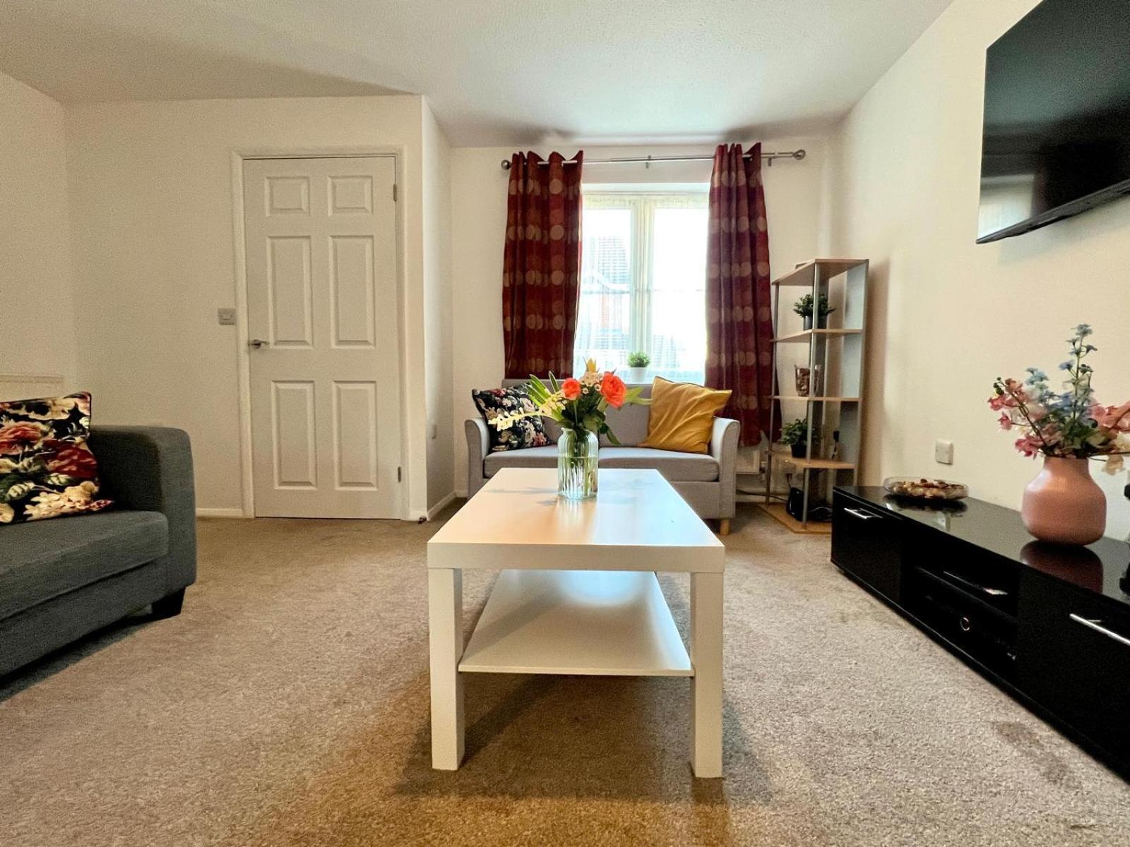 Amensa Stay Thamesmead  Ngoại thất bức ảnh